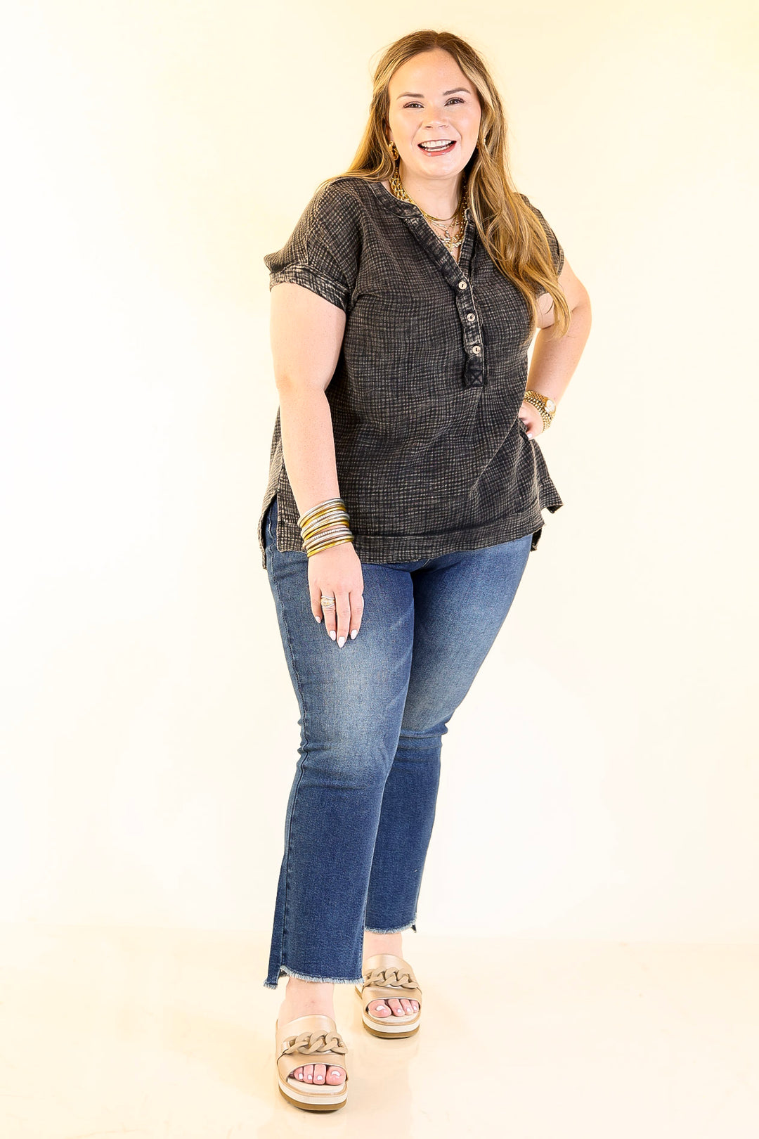 Simple Statement Quarter Button Up Short Drop Sleeve Shirt in Black