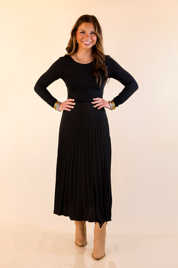 Reasons Why Pleated Midi Skirt in Black