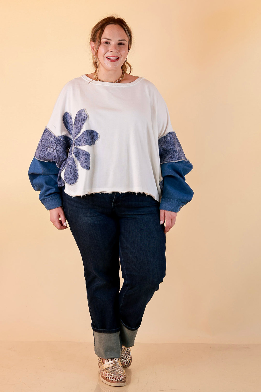 Blooming Details Oversized Floral Appliqué Contrast Sleeve Raw Hem Top in Ivory and Denim Blue