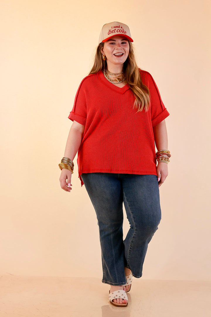 Daily Perfection V Neck Short Sleeve Ribbed Top in Red