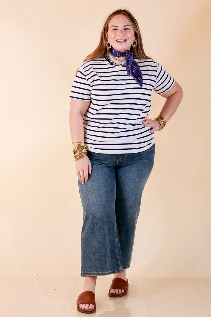 The Daily Stripe Scoop Neck Short Sleeve Striped Tee Top in Navy Blue
