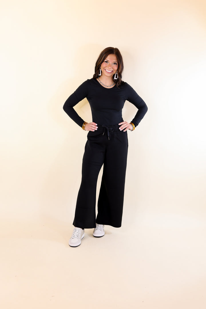 SPANX | AirEssentials Cropped Wide Leg Pants in Black