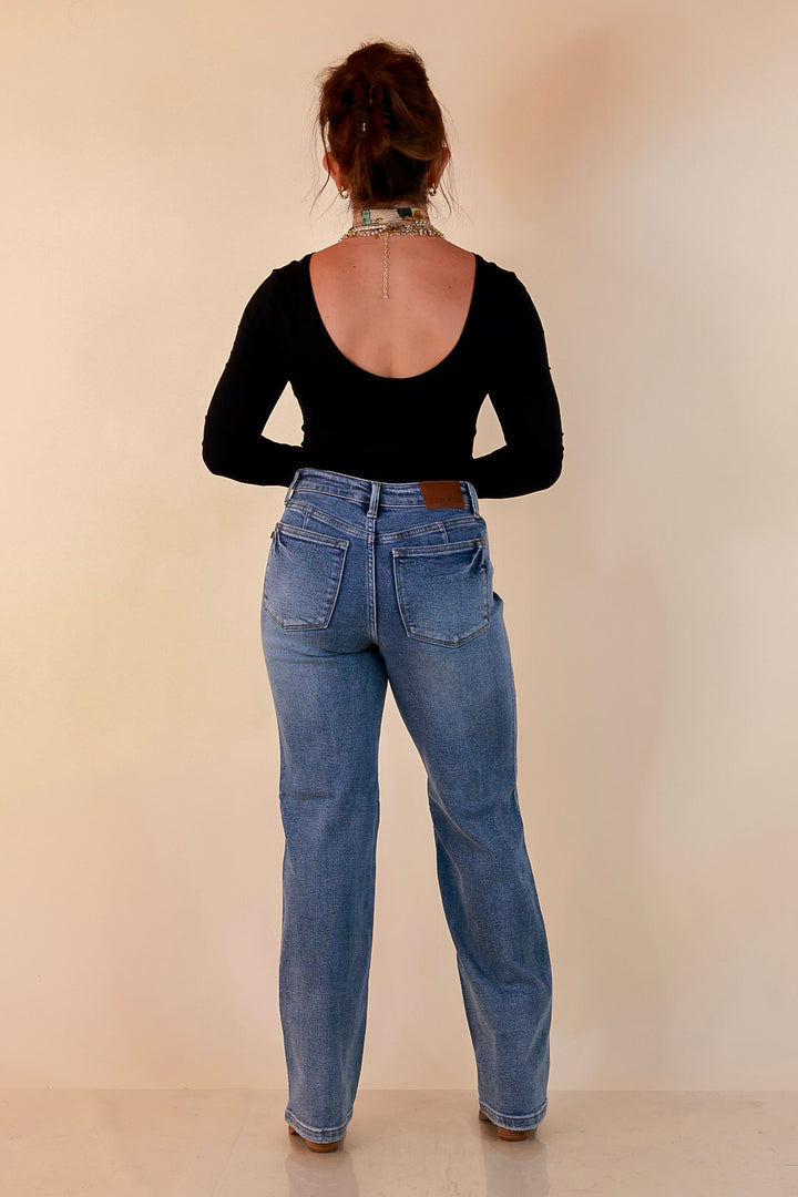 Judy Blue | The Right Fit Tummy Control Classic Straight Leg Jean in Medium Wash