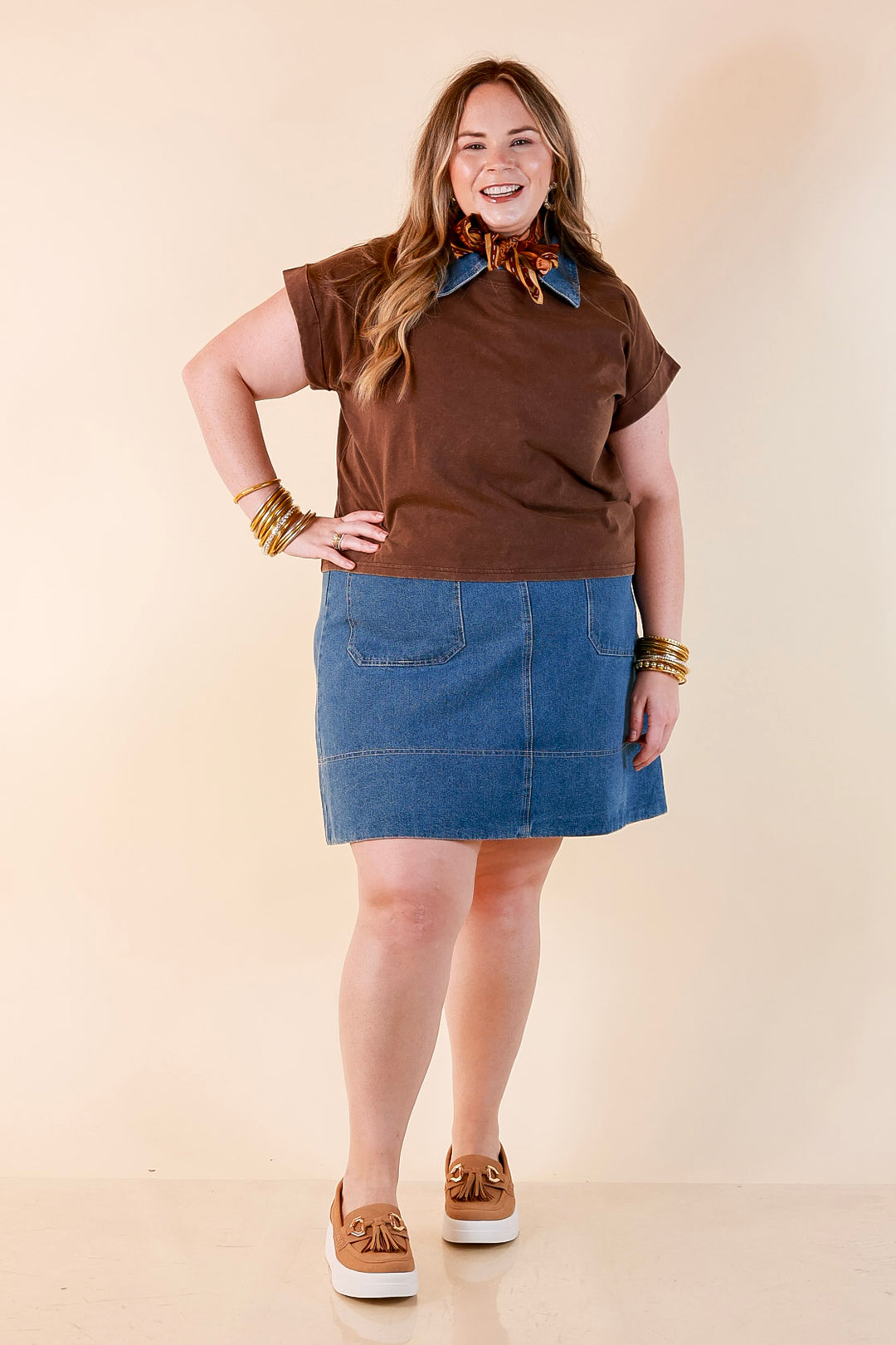 Easy Chic Mineral Washed Short Sleeve Cropped Tee in Chocolate Brown