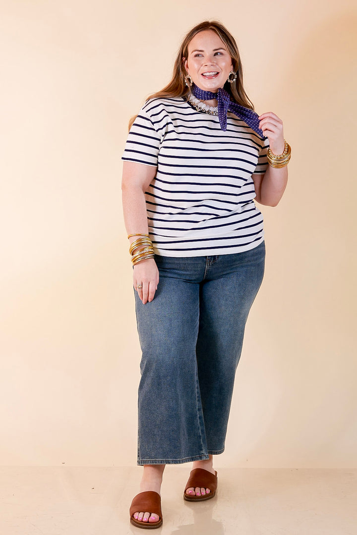 The Daily Stripe Scoop Neck Short Sleeve Striped Tee Top in Navy Blue