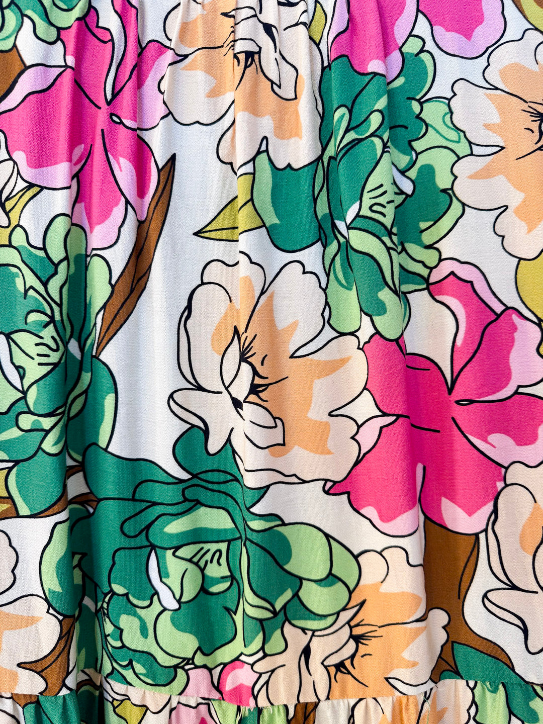 Spring Symphony Floral Print Flutter Sleeve Top with Contrast Trim Split Neckline in Pink and Green