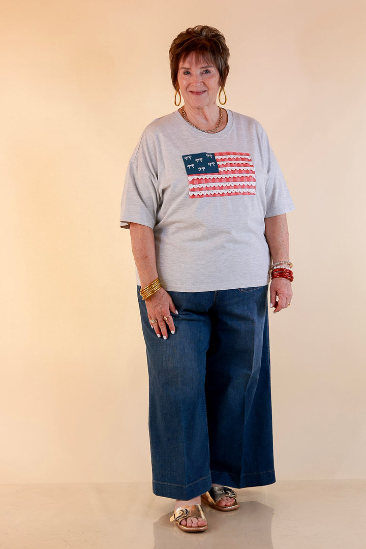 Simply Southern | American It Girl Short Sleeve Graphic Tee with Lace Flag Applique in Heather Grey