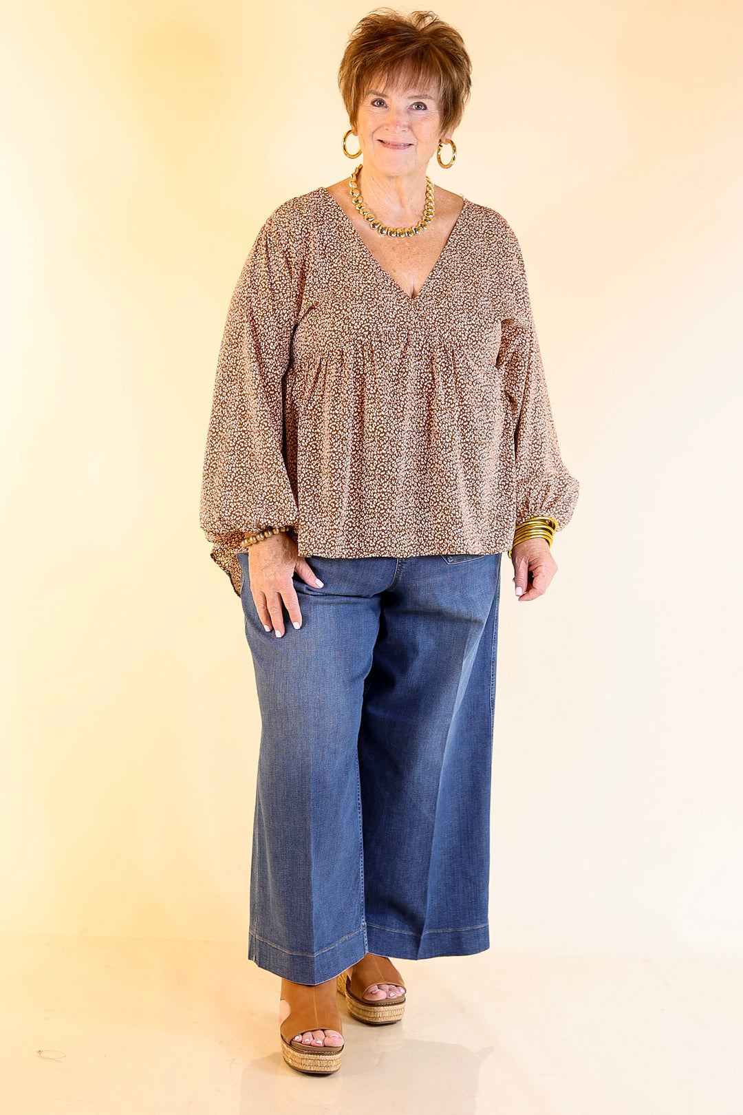 Really Dreamy Small Leopard Print Babydoll Top with Long Sleeves in Brown