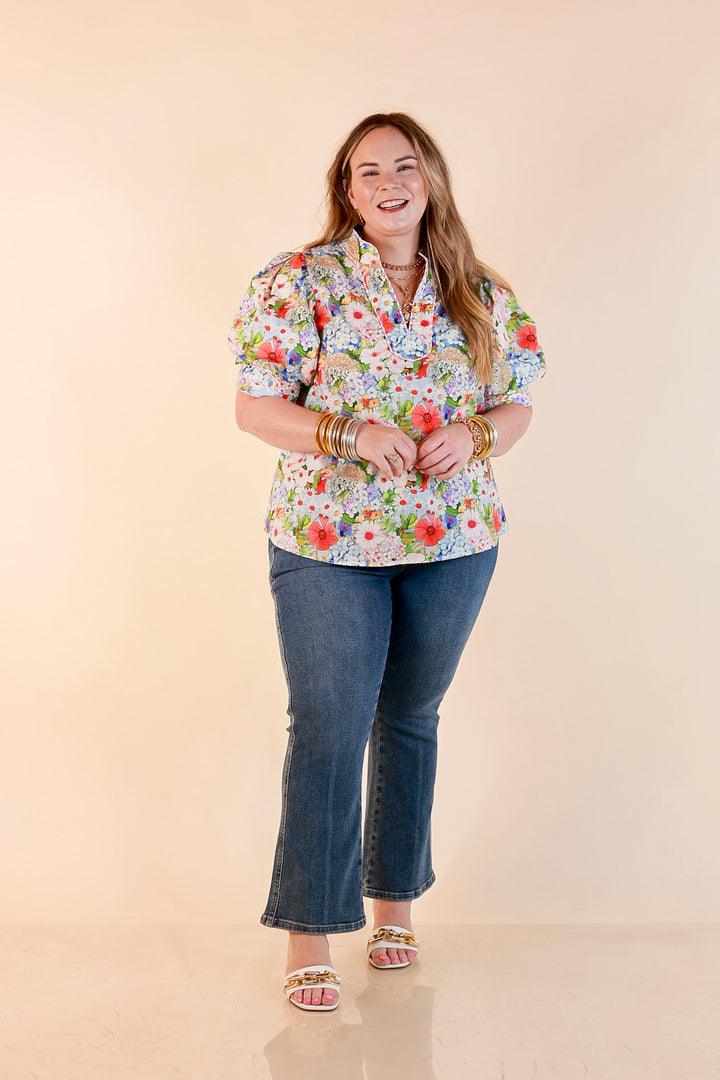 Commanding Style V Neck Floral Print Top with Short Balloon Puff Sleeves in Light Blue