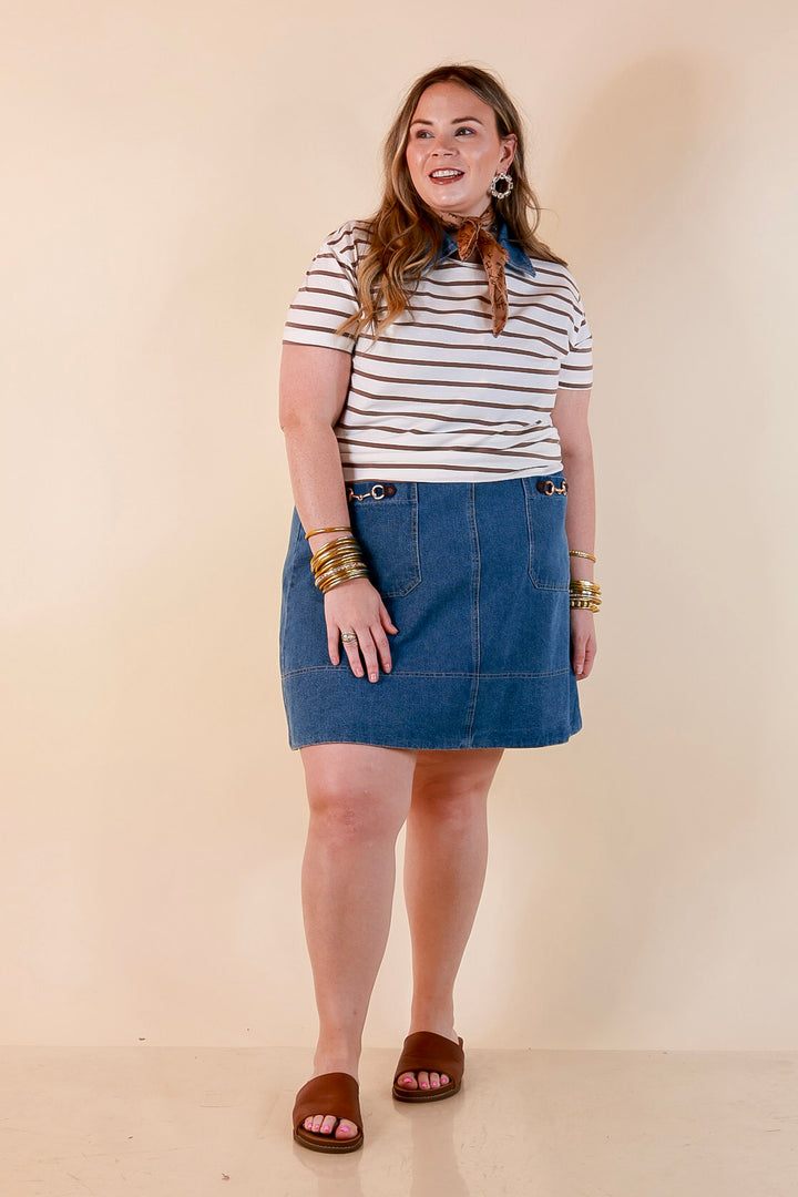 The Daily Stripe Scoop Neck Short Sleeve Striped Tee Top in Mocha Brown