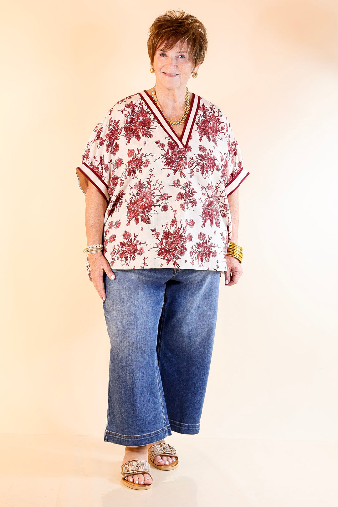 Chic Rewind V Neck Placket Floral French Toile Short Sleeve Top in Maroon and Ivory