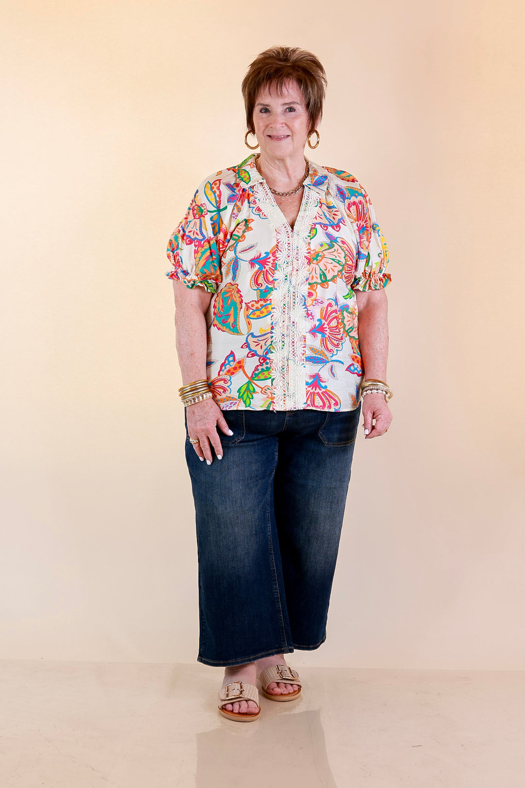 Bold Escape Floral Print Lace Front Top with Collar and Puff Sleeves in Cream Mix