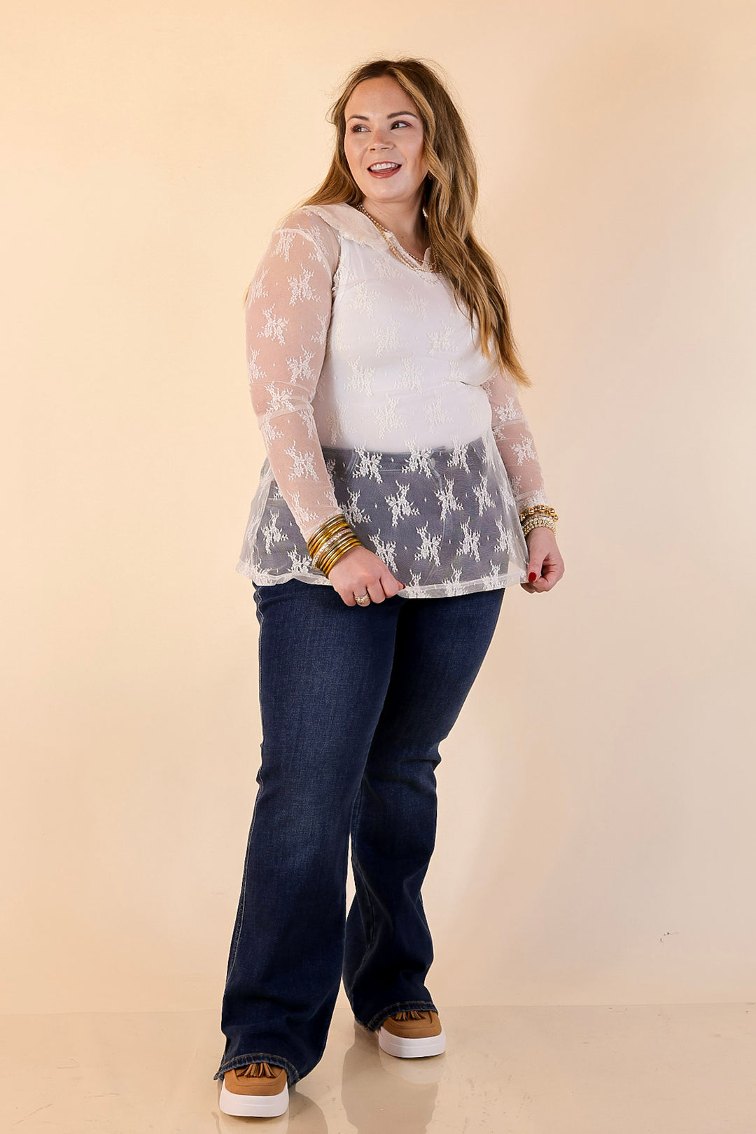 Pretty and Poised Floral Print Lace Top with Ruffle Peter Pan Collar in Ivory