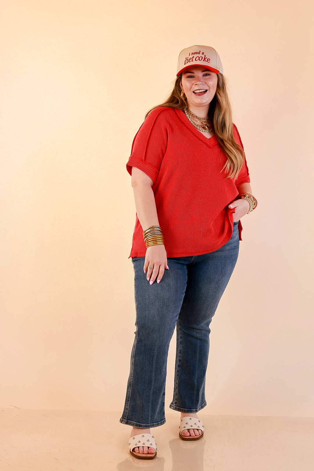 Daily Perfection V Neck Short Sleeve Ribbed Top in Red