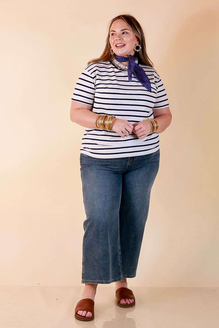 The Daily Stripe Scoop Neck Short Sleeve Striped Tee Top in Navy Blue