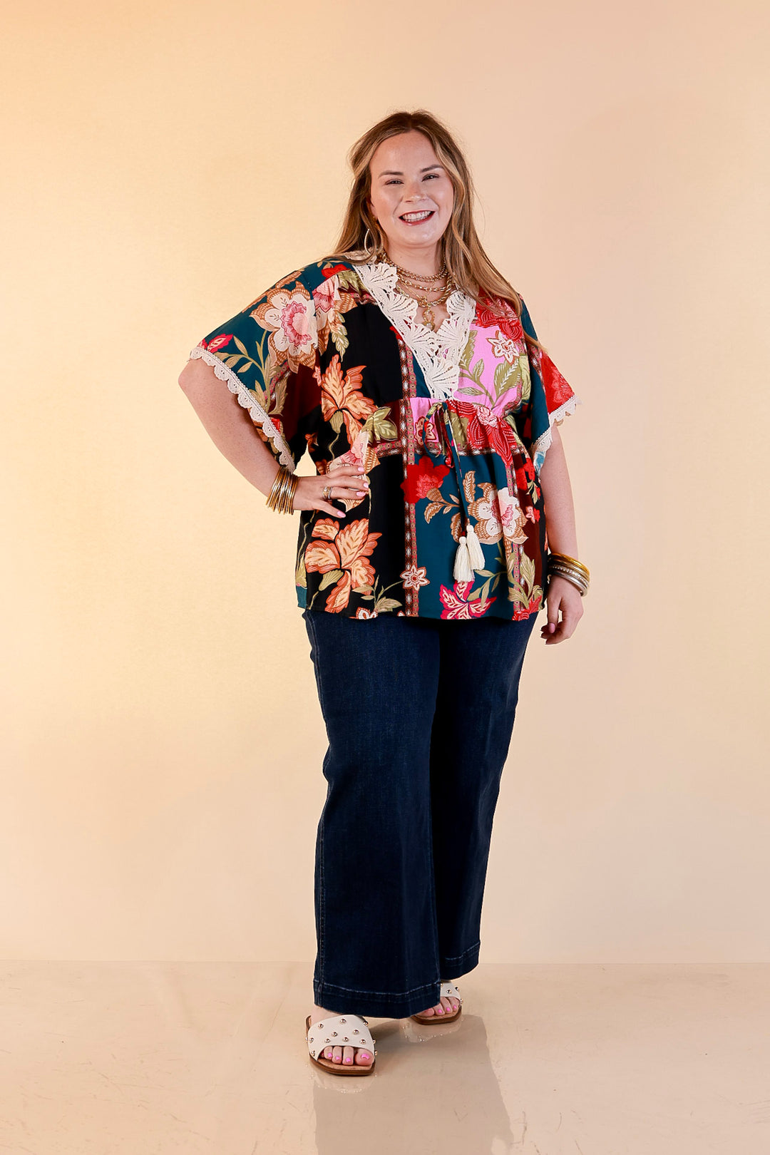Patchwork Charm Floral Patchwork Print Print Lace Detail Short Sleeve Top in Pink Mix