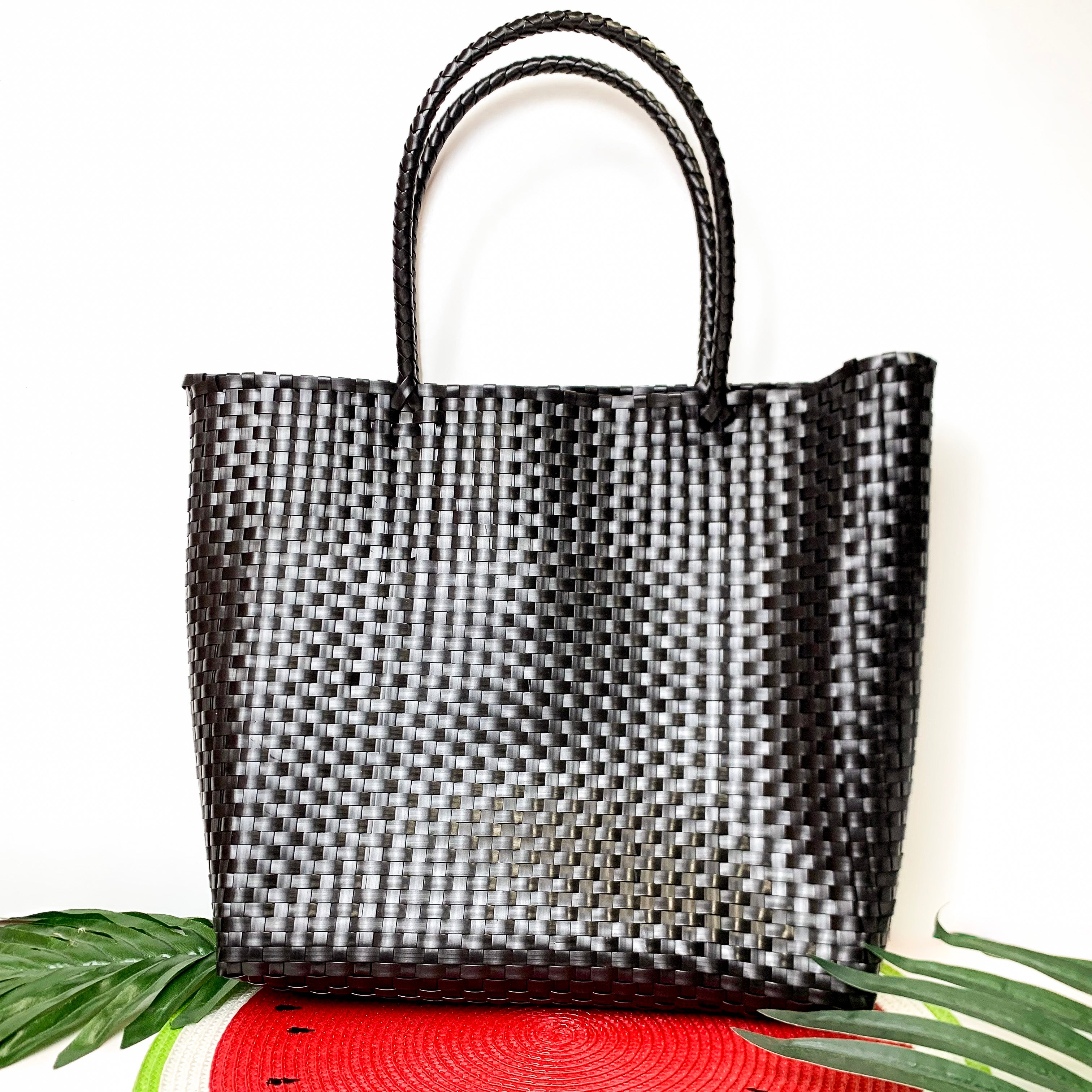 Coastal Couture Carryall Tote Bag in Black