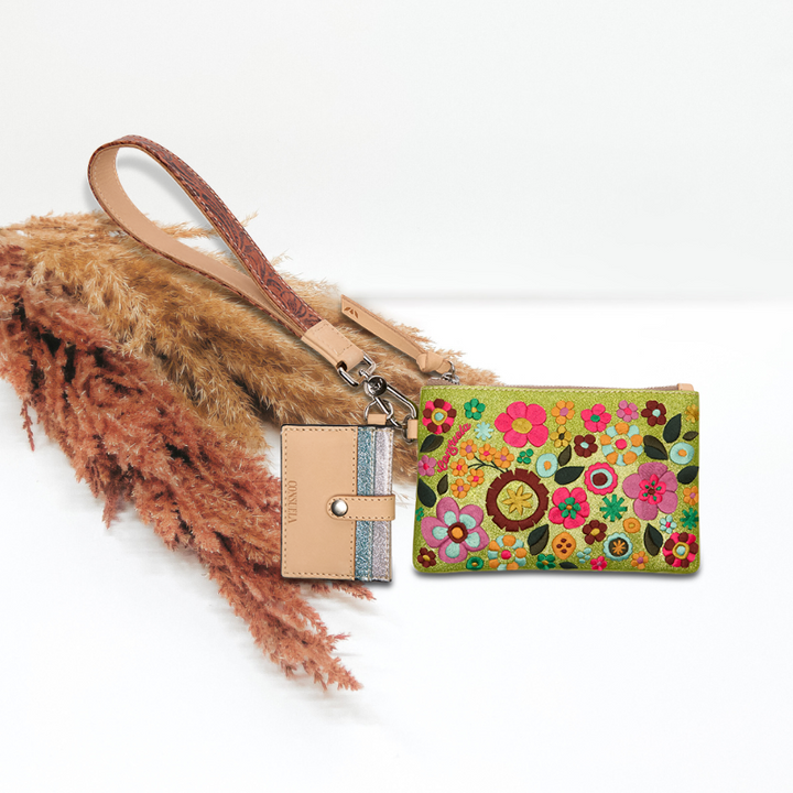 Consuela | Buzzy Combi Wristlet