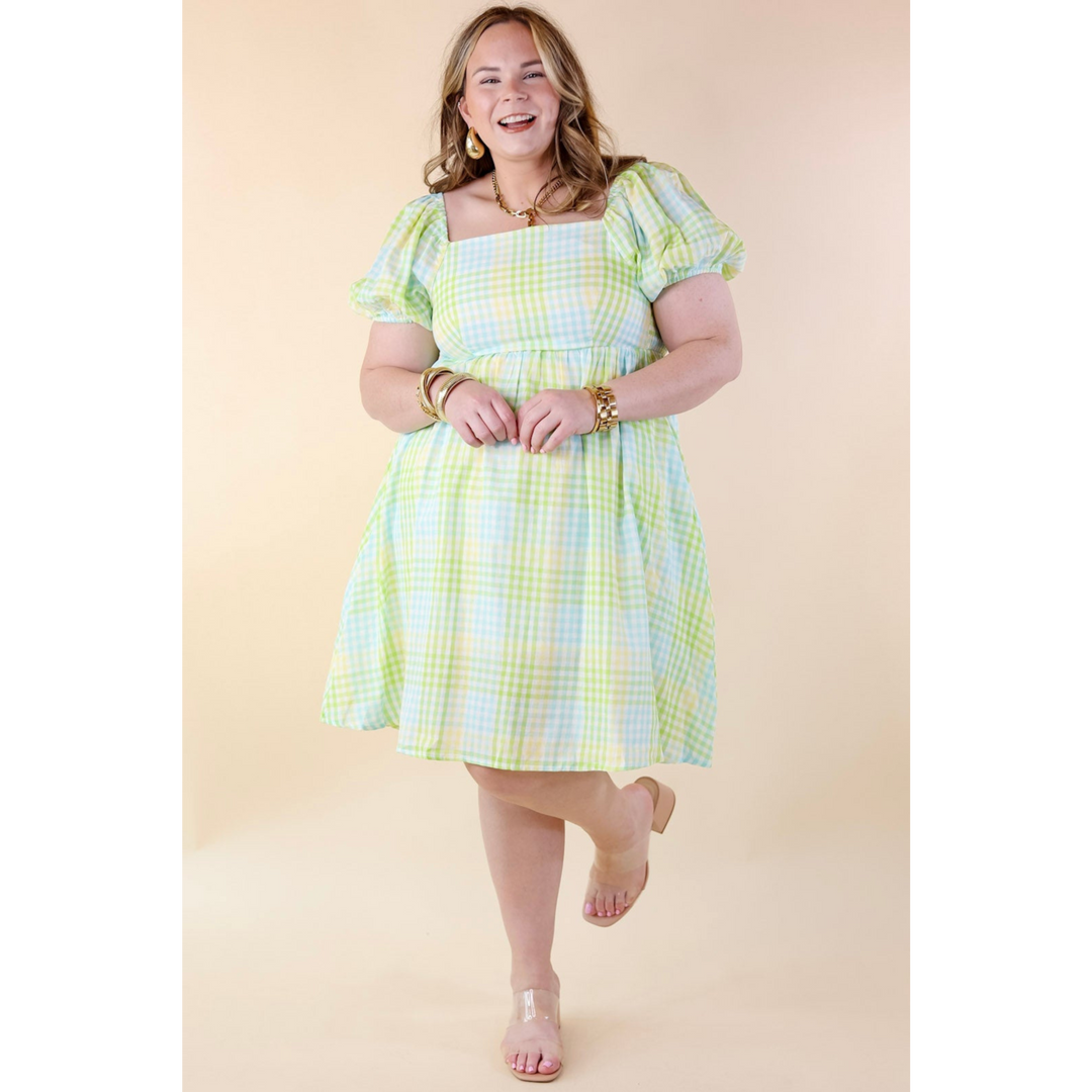 Spring Serenity Plaid Dress with Balloon Sleeves in Green Mix