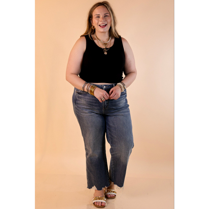 Summer Essential Cropped Sleeveless Top in Black