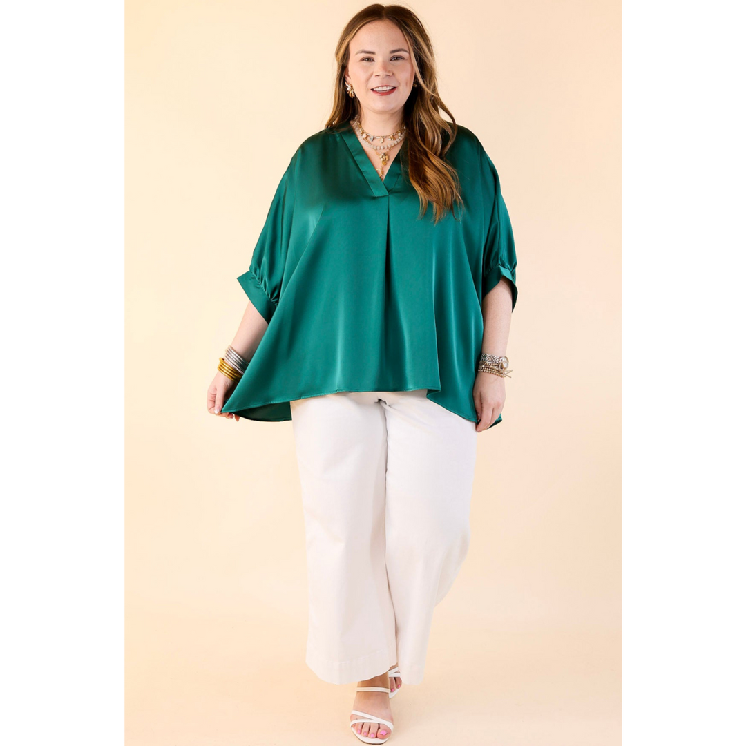 Irresistibly Chic Half Sleeve Oversized Blouse in Hunter Green
