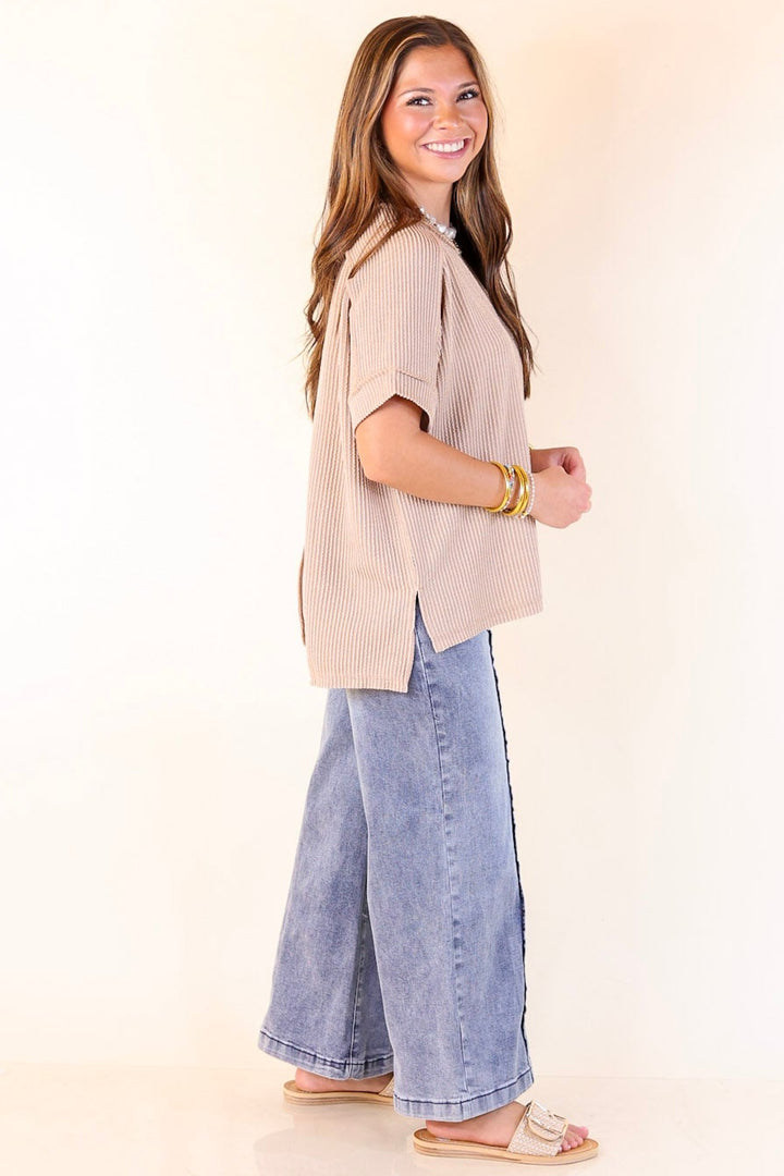 Daily Perfection Scoop Neck Short Sleeve Ribbed Top in Mocha Brown