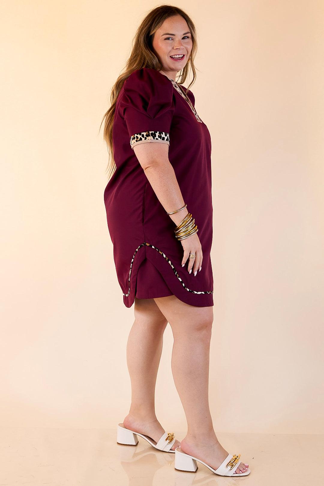 Standout Style Dress with Short Balloon Sleeves and Leopard Print Trim in Maroon