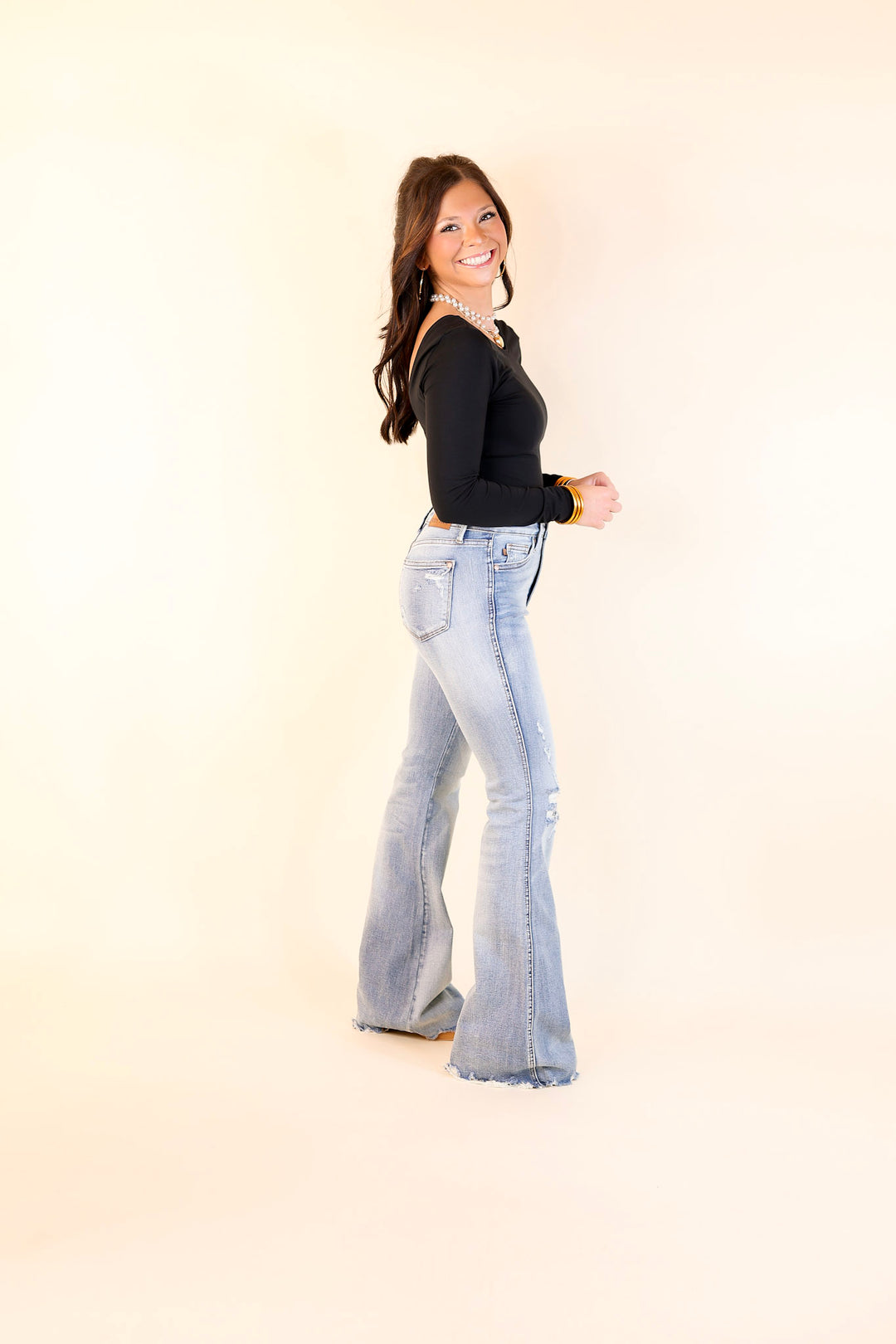 Judy Blue | Raw Appeal Tummy Control Destroy Flare Jean in Medium Wash