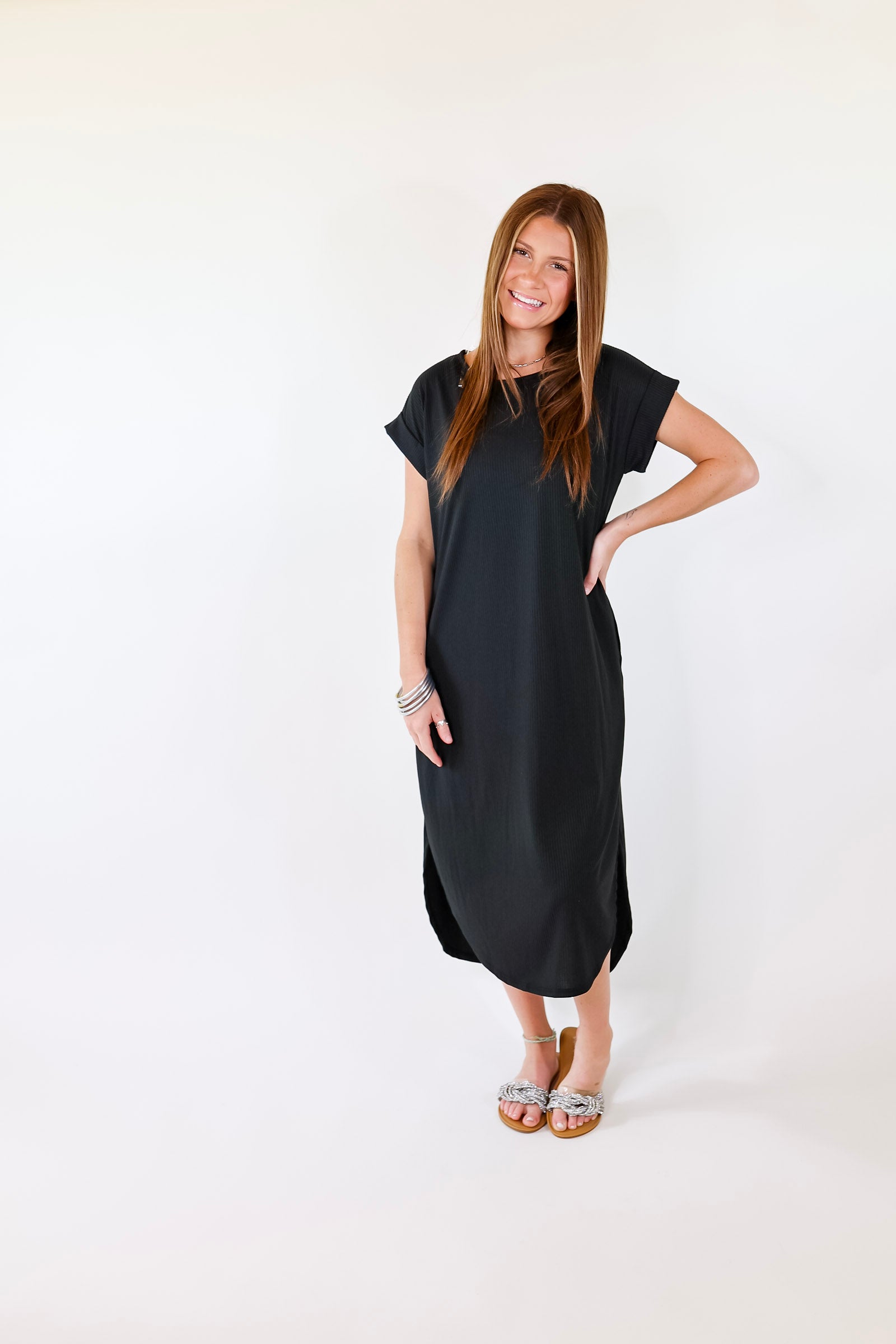 Chill Looks Short Sleeve Thin Ribbed Midi Dress in Black - Giddy Up Glamour Boutique