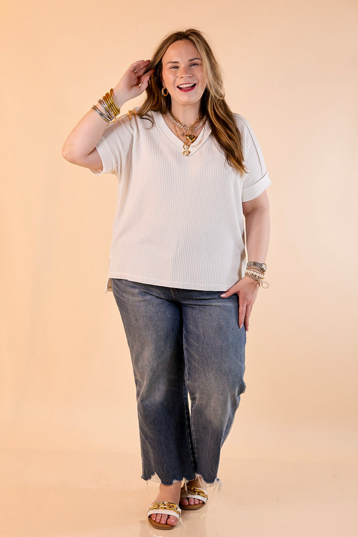 Daily Perfection Short Sleeve V Neck Top in Off White