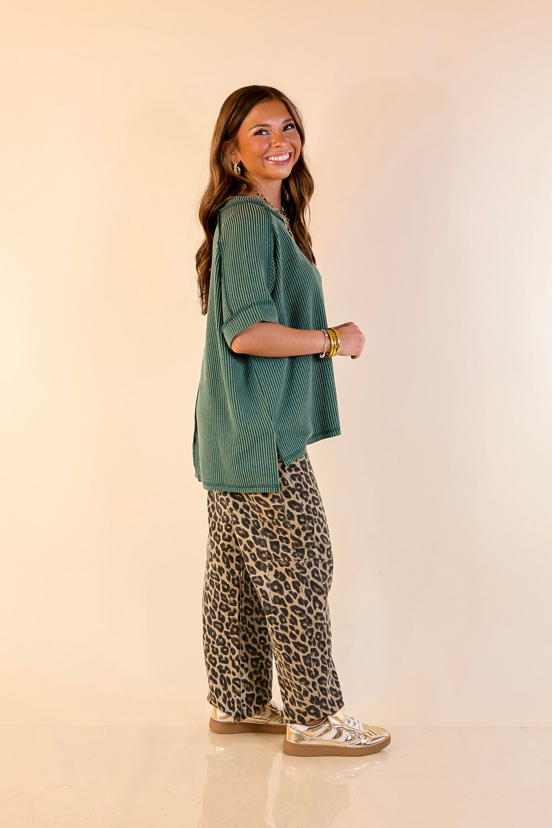 Daily Perfection Scoop Neck Short Sleeve Ribbed Top in Hunter Green