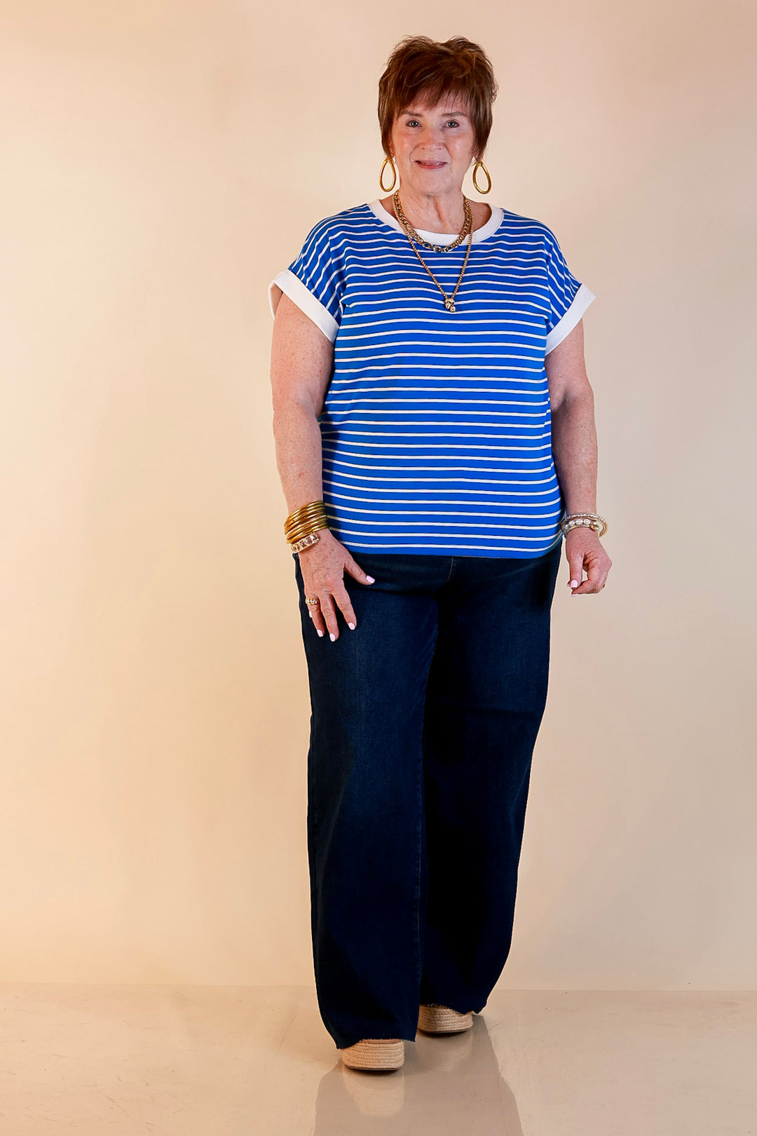 Right on Repeat Scoop Neck Cap Sleeve with Contrast Trim Striped Tee Top in Dark Blue