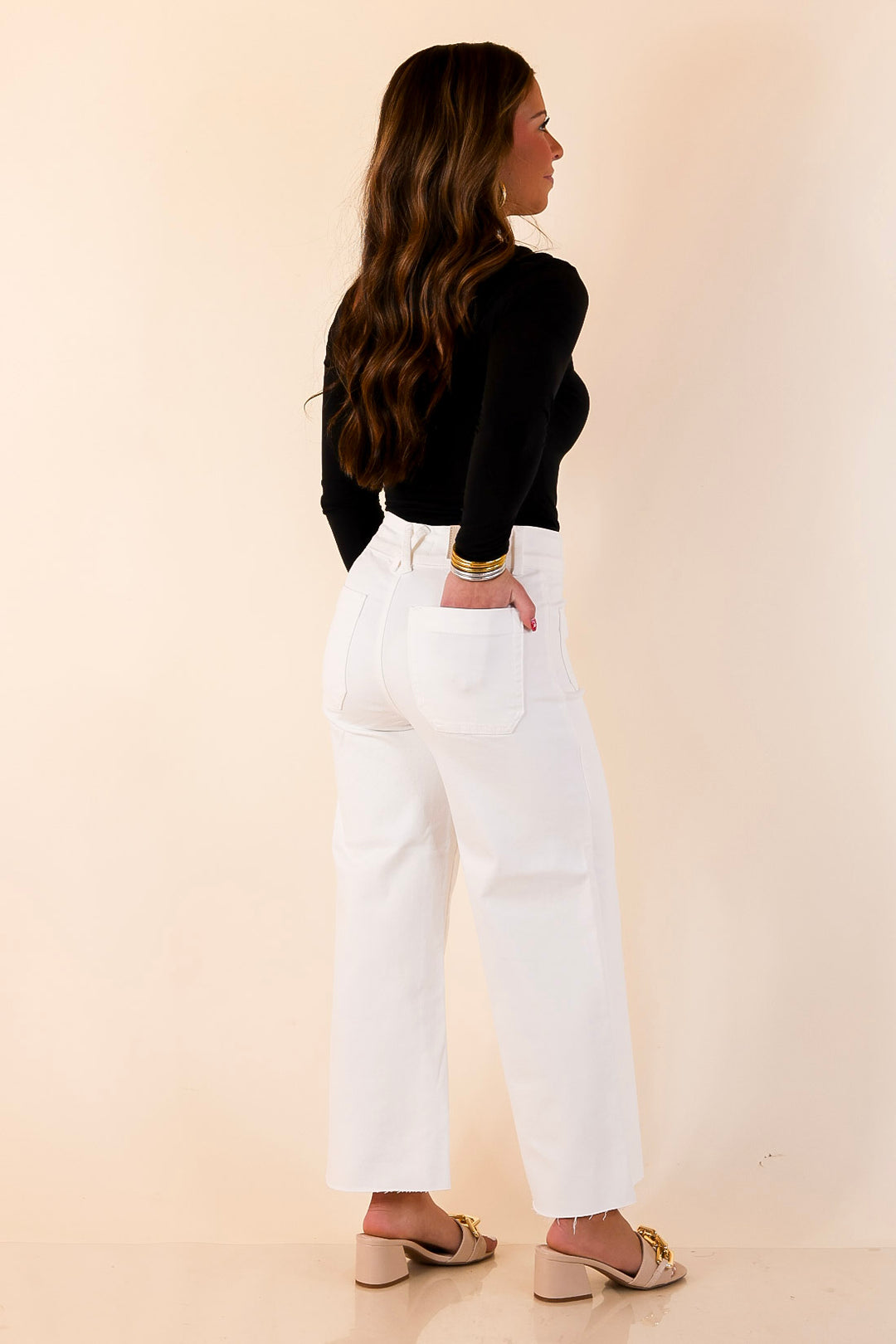 Judy Blue | No Second Guessing Cropped Wide Leg with Front Patch Pocket Jean in Ivory