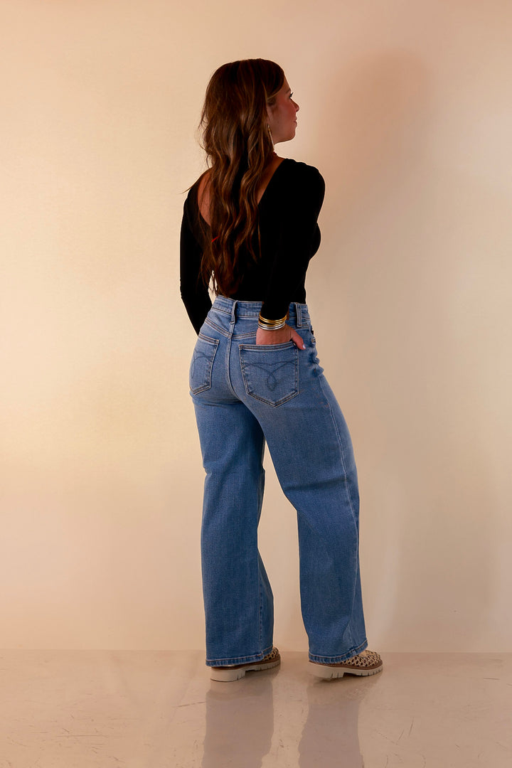 Judy Blue | Blue Skies Ahead Ankle Length Cropped Wide Leg Claudia Denim Jeans in Medium Blue Wash
