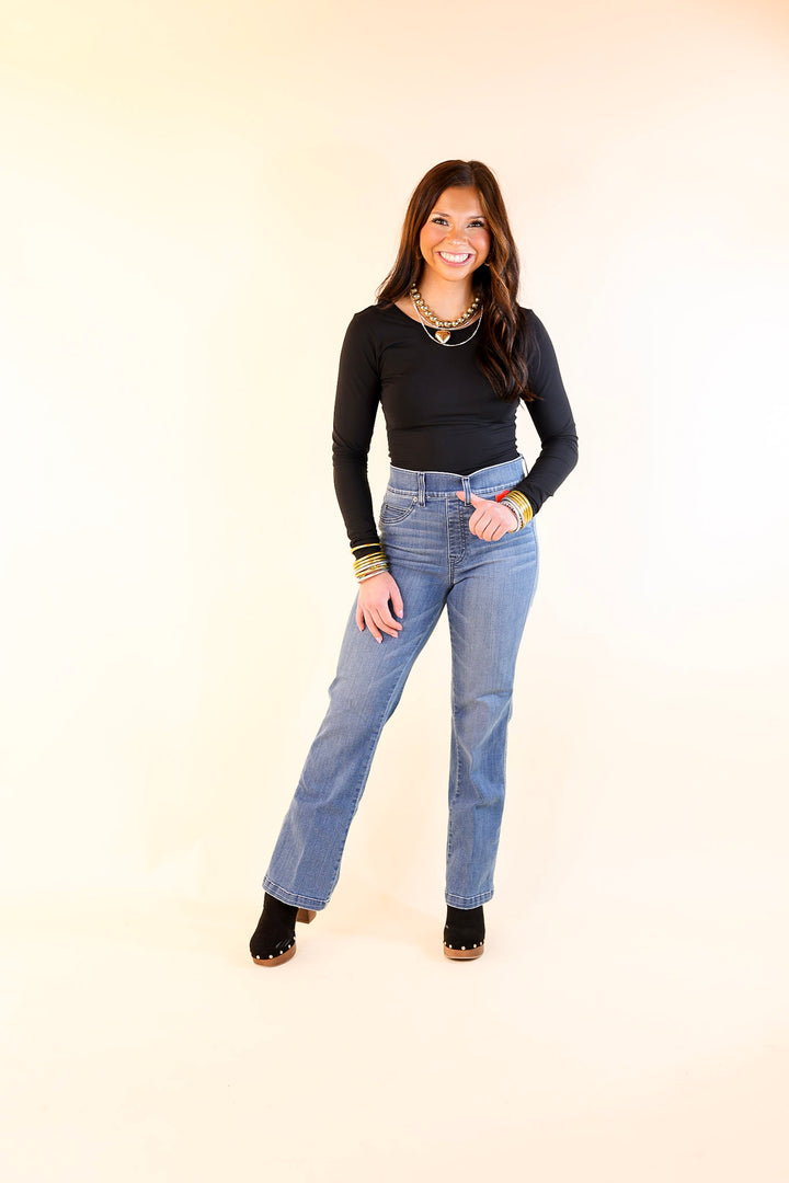 SPANX | EveryWear Kick Flare Crop Denim Jeans in Vintage Indigo (Medium Wash)