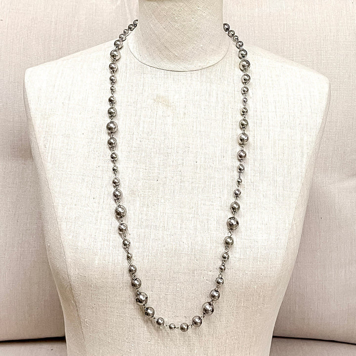 Made to Move Silver Beaded Necklace With Adjustable Lengths