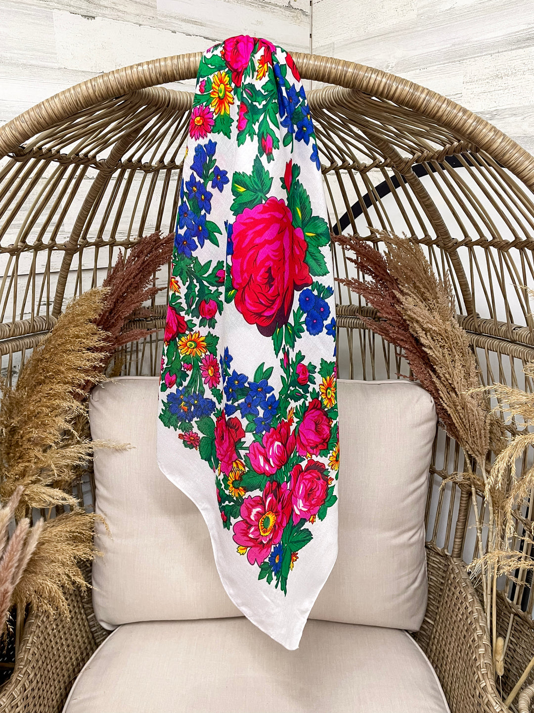 Rodeo Quincy | Rose Garden Wild Rag in White