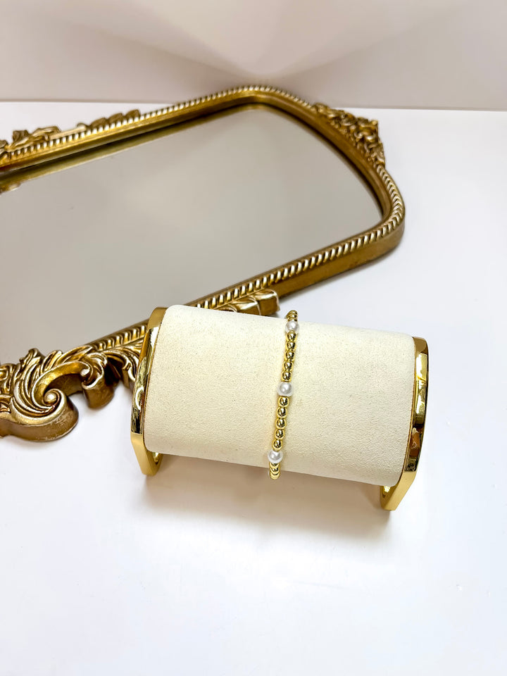 Coco's Beads and Co | The Emma Pearl Bracelet in Gold
