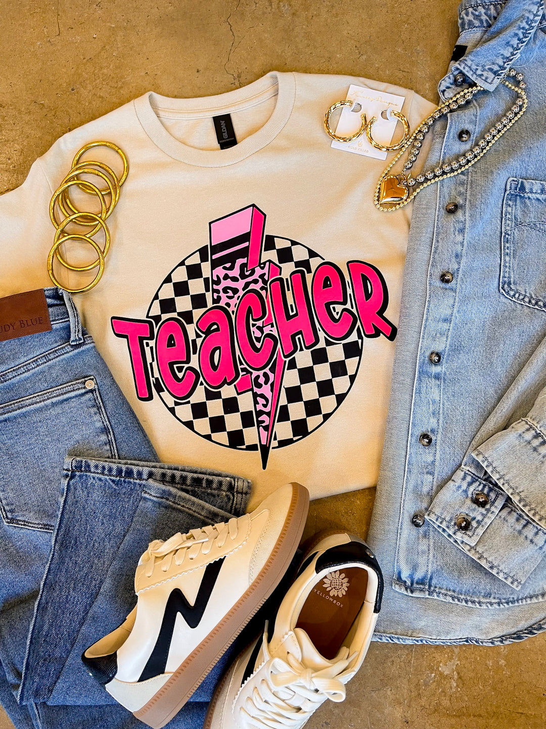 Grade with Style Teacher Short Sleeve Graphic Tee in Beige