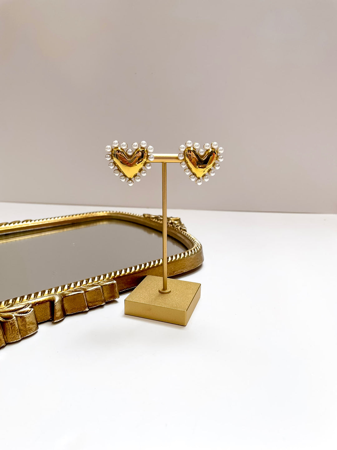 CHANSUTT PEARLS | Pearls of Love Heart and Pearl Earrings in Gold