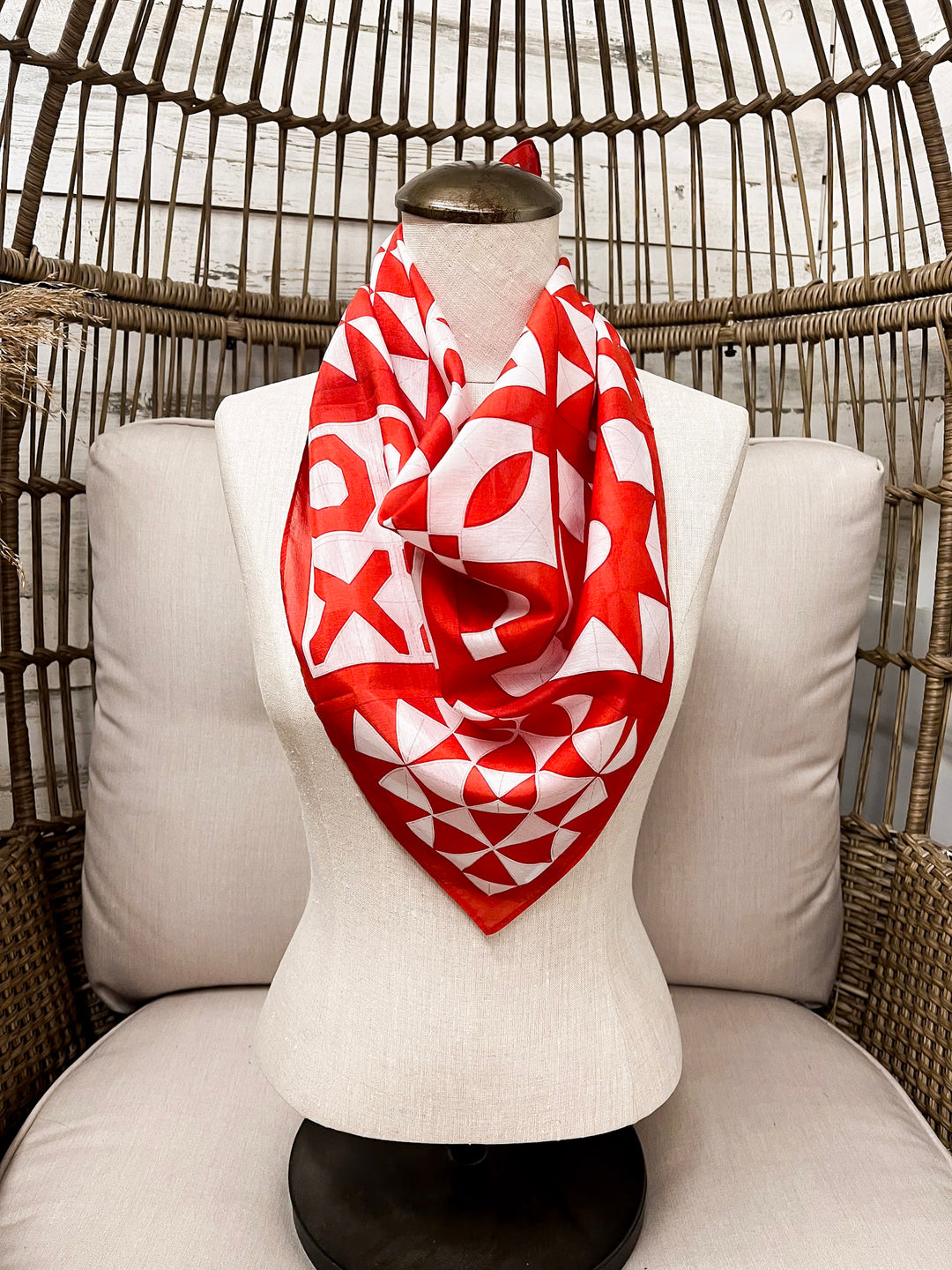 XOXO Art & Co | Red & White Quilted Print Shorty Wild Rag Scarf in Red and White