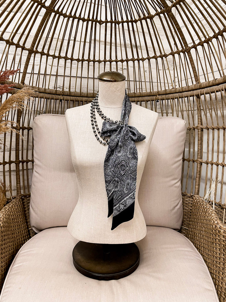 Wyoming Traders | Paisley Print Silk Twilly Scarf in Silver and Black