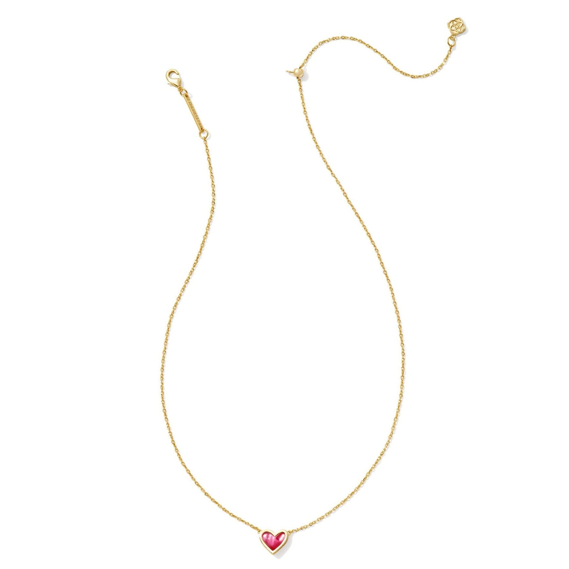 Kendra Scott | Framed Ari Heart Gold Short Pendant Necklace in Azalea Illusion