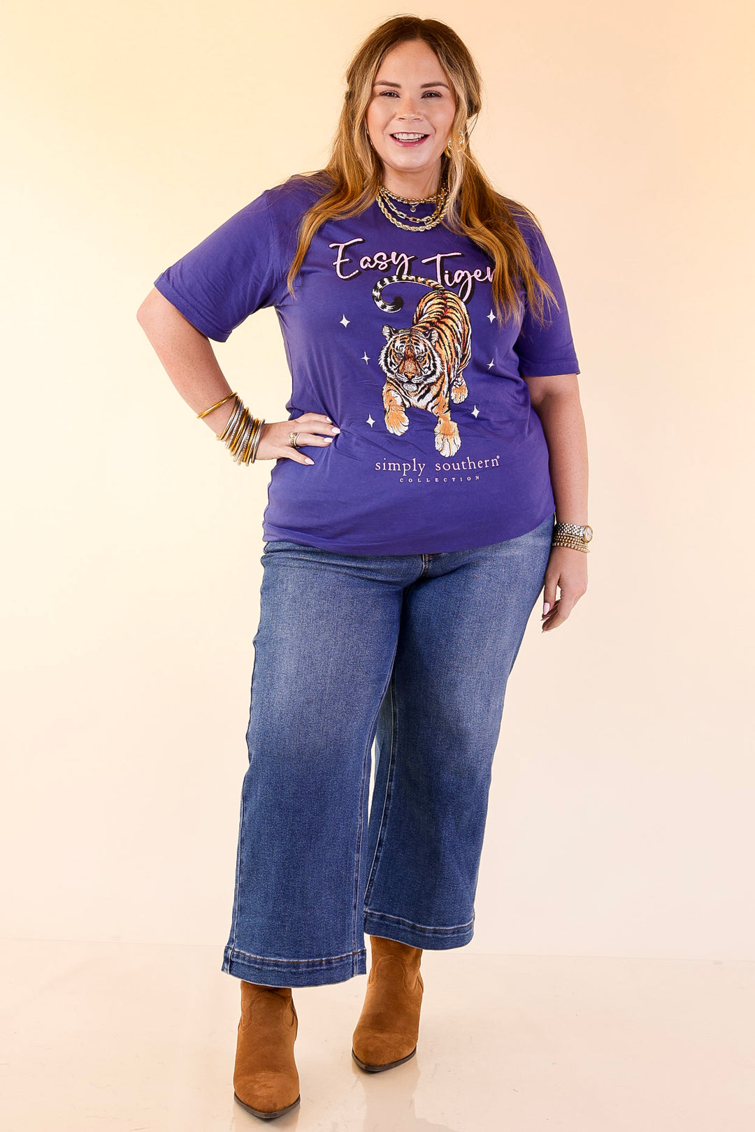 Simply Southern | Easy Tiger Graphic T-Shirt in Washed Navy Blue