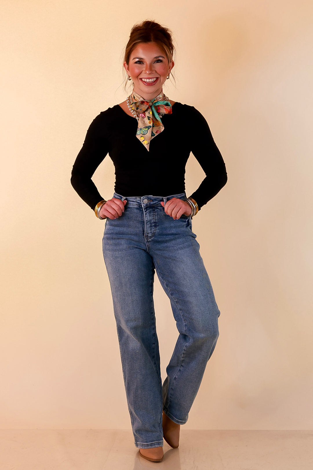 Judy Blue | The Right Fit Tummy Control Classic Straight Leg Jean in Medium Wash