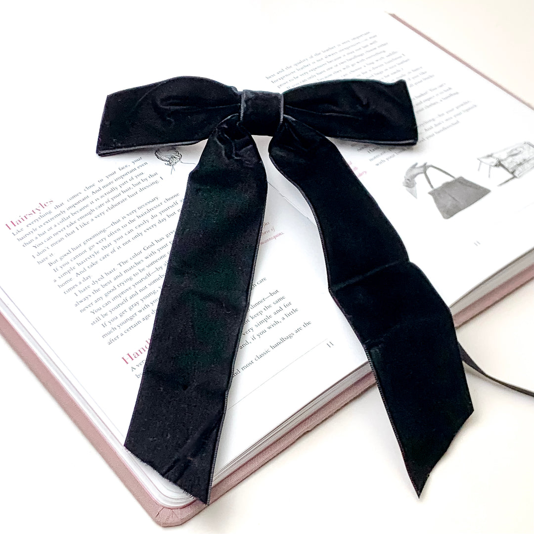 City Sunset Velvet Bow in Black - Giddy Up Glamour Boutique