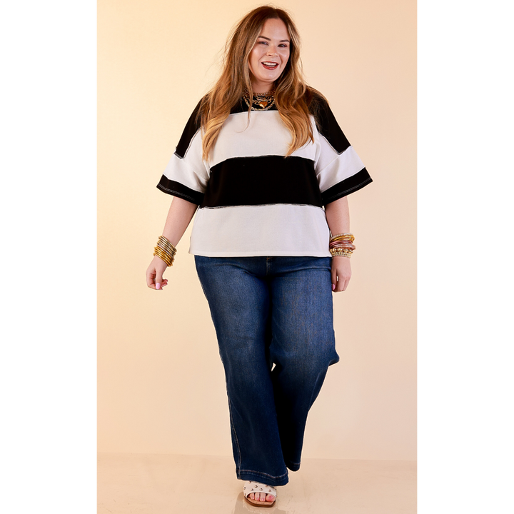 Simply Striking Color Block Rugby Style Wide Stripe Relaxed Short Sleeve Top in Black