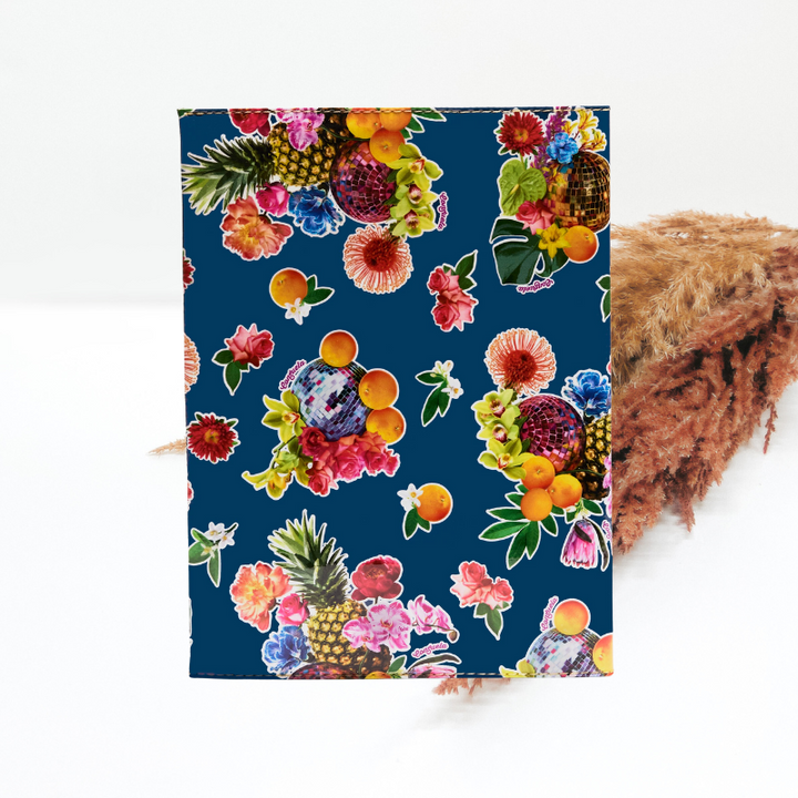 Consuela | Cruise Notebook