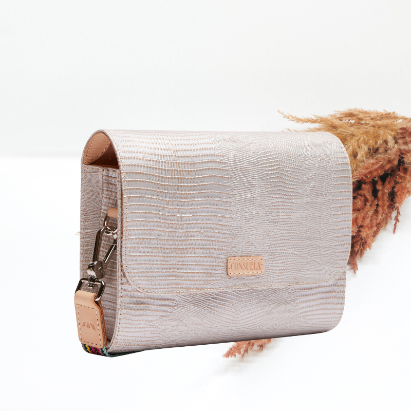 Consuela | Celeste On The Town