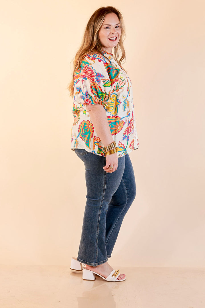 Bold Escape Floral Print Lace Front Top with Collar and Puff Sleeves in Cream Mix